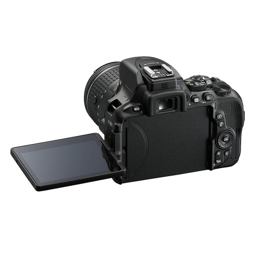 NIKON D5600 + AF-P 18-55 VR + AF-P 70-300 Dslr